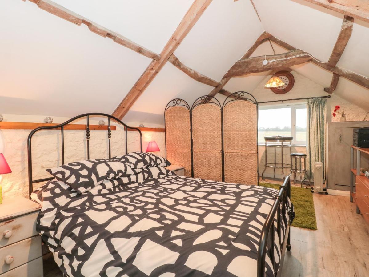 The Coach House Villa Somerton  Buitenkant foto